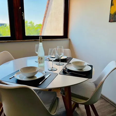 Rv Dg, Zentrum Apartamento *