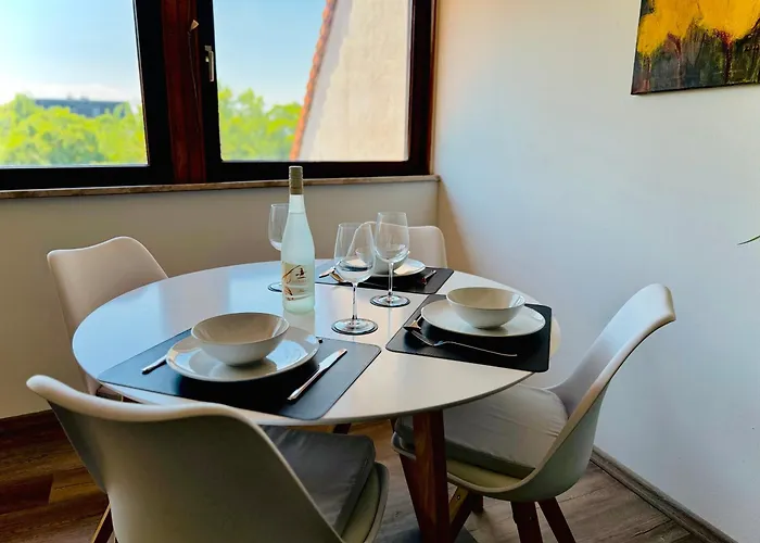 Rv Dg, Zentrum Apartman *